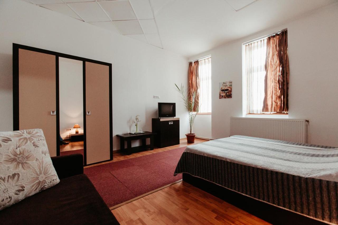 Casa Preturii Otel Tîrgu Lăpuş Dış mekan fotoğraf
